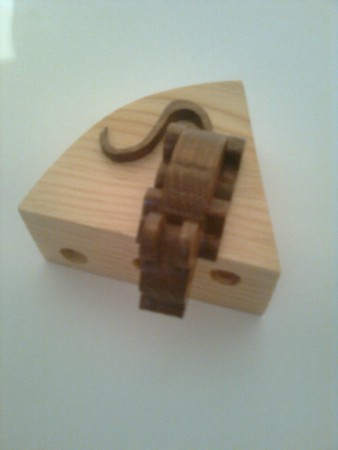 Medidas: 9 x 9 x 6 cm